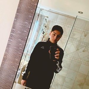 Meet your Posher, Eti